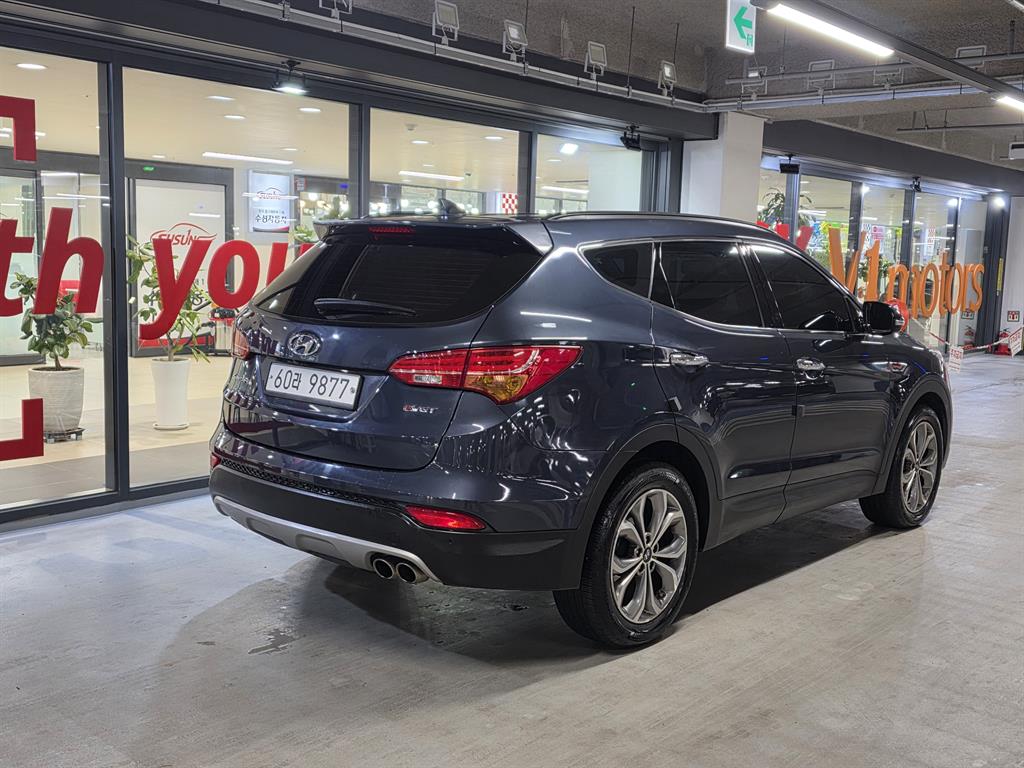 HYUNDAI Santa Fe - Vista 4