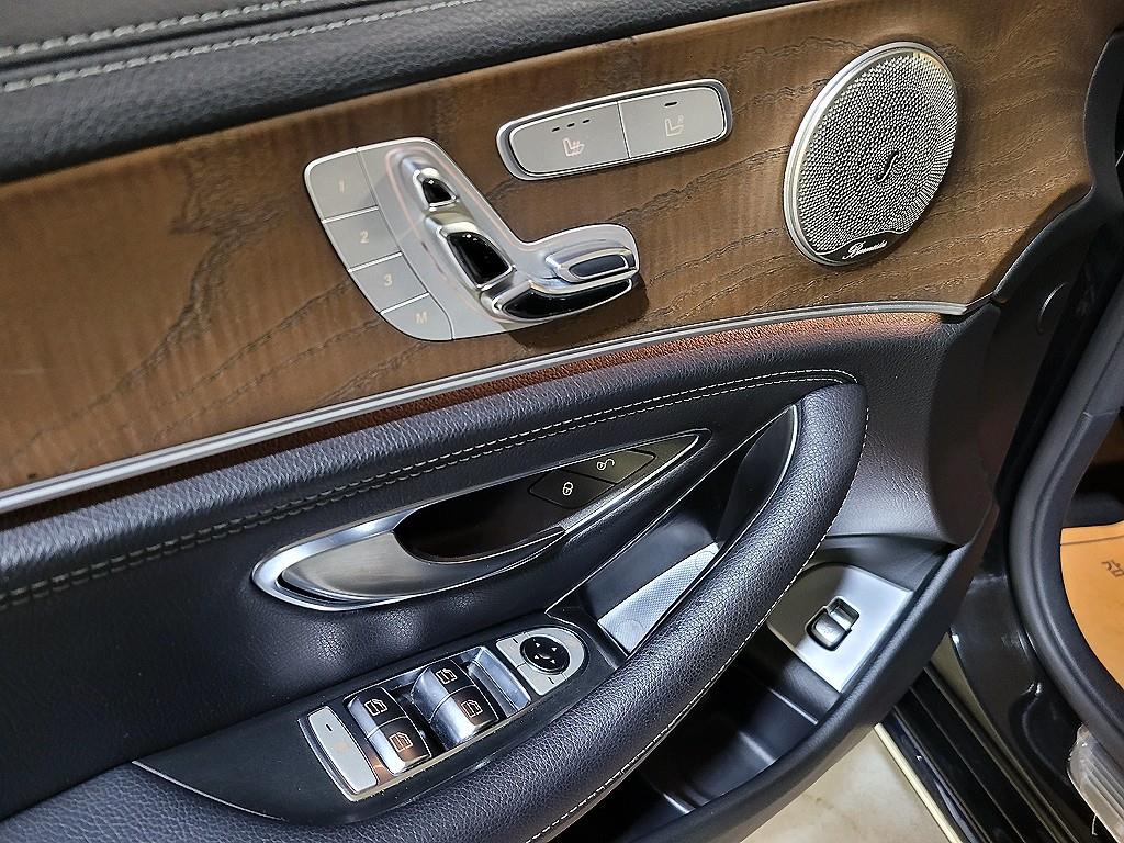 Mercedes Benz E class 2017 Negro - Importación desde Corea - HF Imports Iquique - Foto 13