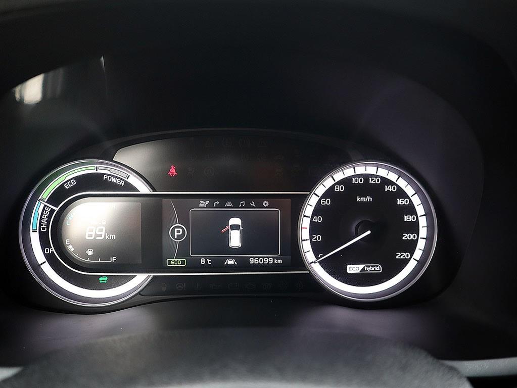 KIA Niro 2017 the color of pearl - Importación desde Corea - HF Imports Iquique - Foto 9