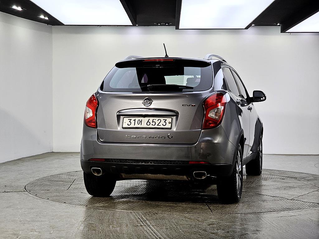 Ssangyong Korando - Vista 3