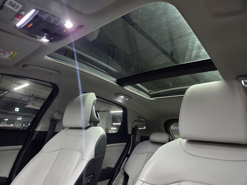 KIA Sportage - Vista 8