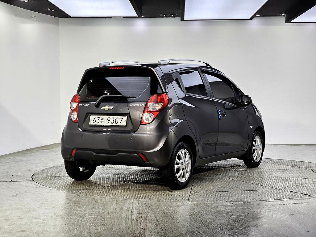 Chevrolet Spark - Vista 4