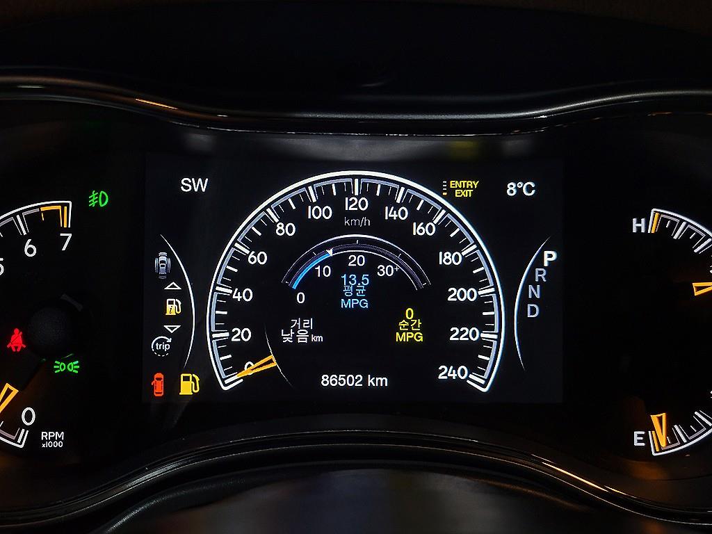 Jeep Cherokee - Vista 10