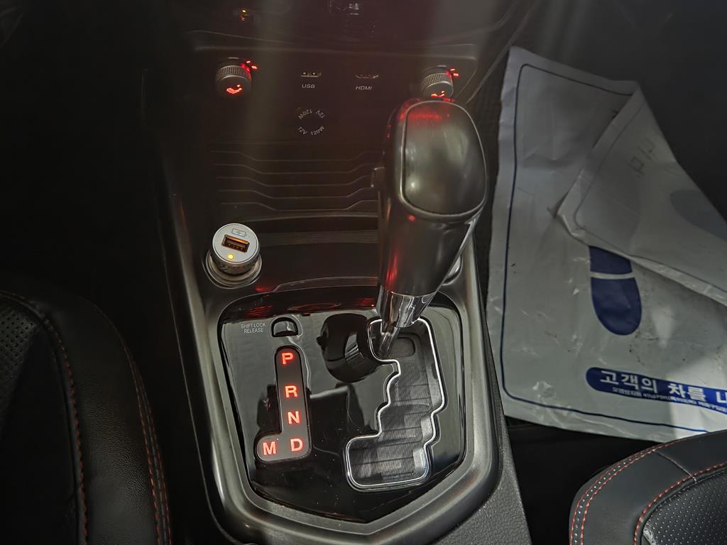 Ssangyong Tivoli - Vista 10