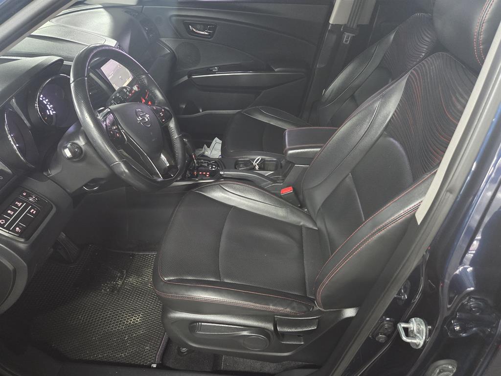 Ssangyong Tivoli - Vista 7