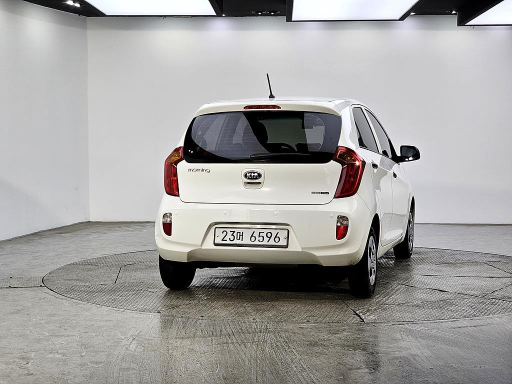 KIA Morning - Vista 3