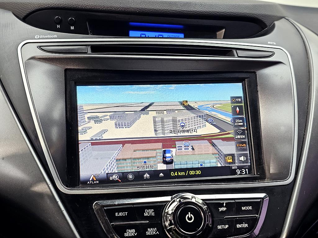 HYUNDAI Avante 2012 Blanco - Importación desde Corea - HF Imports Iquique - Foto 14