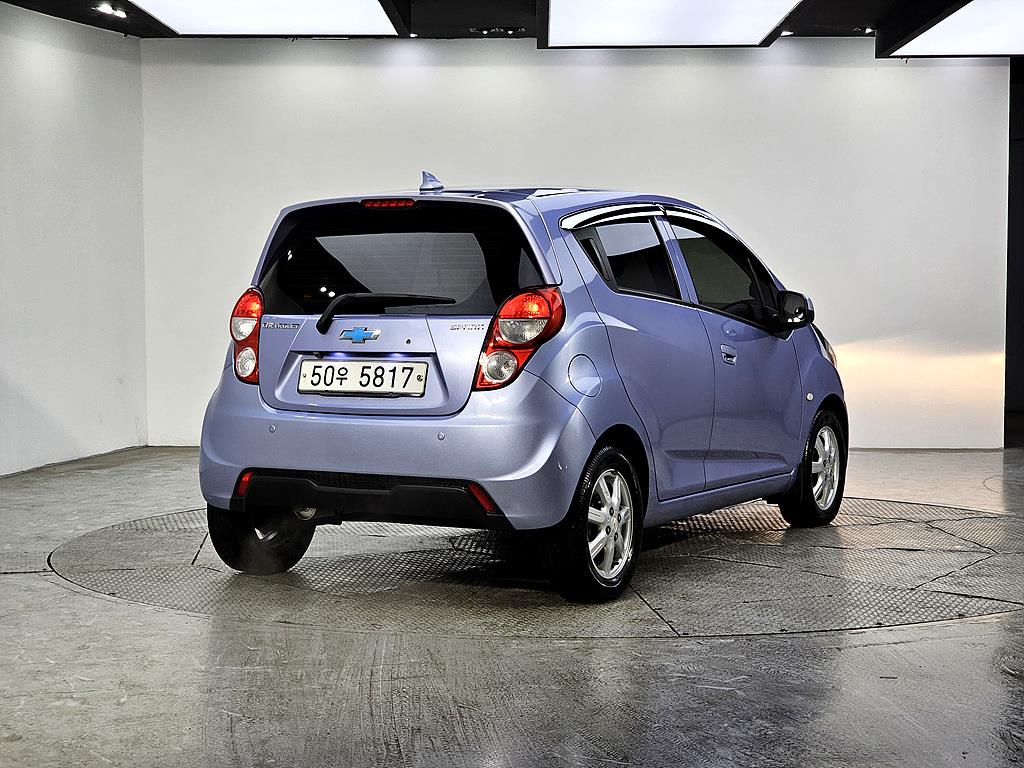 Chevrolet Spark - Vista 4