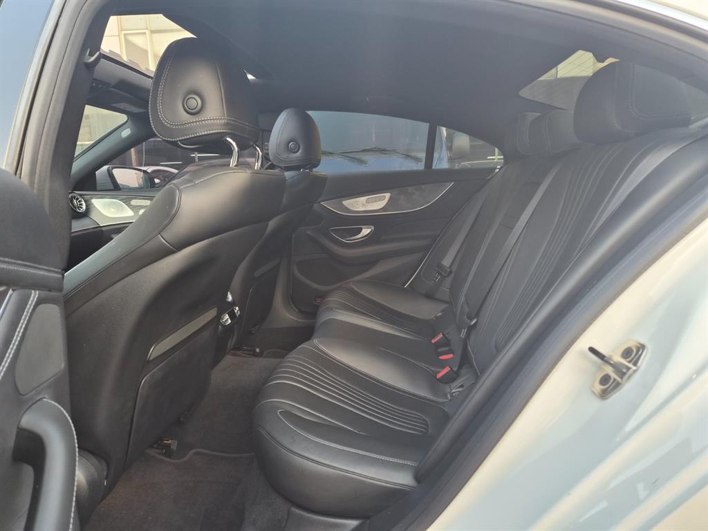 Mercedes Benz CLS Class - Vista 12