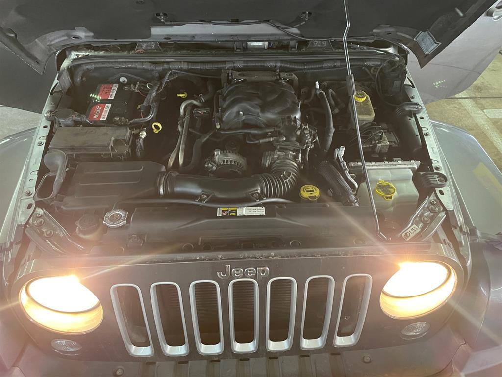 Jeep Wrangler - Vista 6