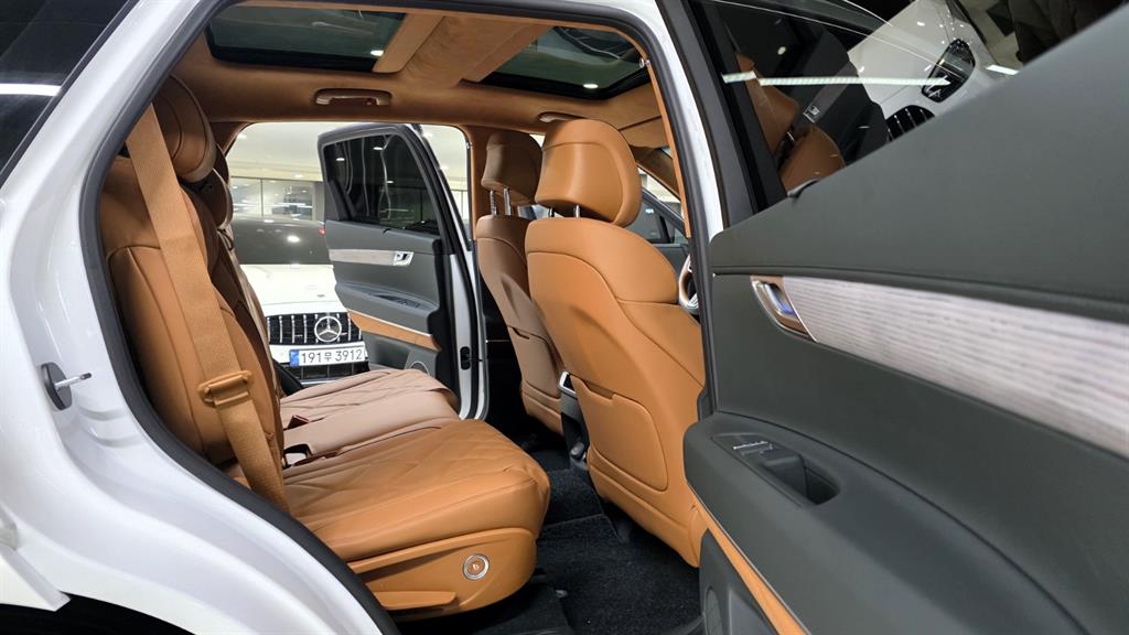 Genesis GV80 - Vista 5