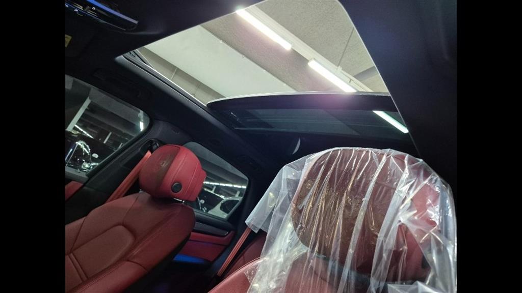 Porsche Cayenne 2023 Azul - Importación desde Corea - HF Imports Iquique - Foto 19