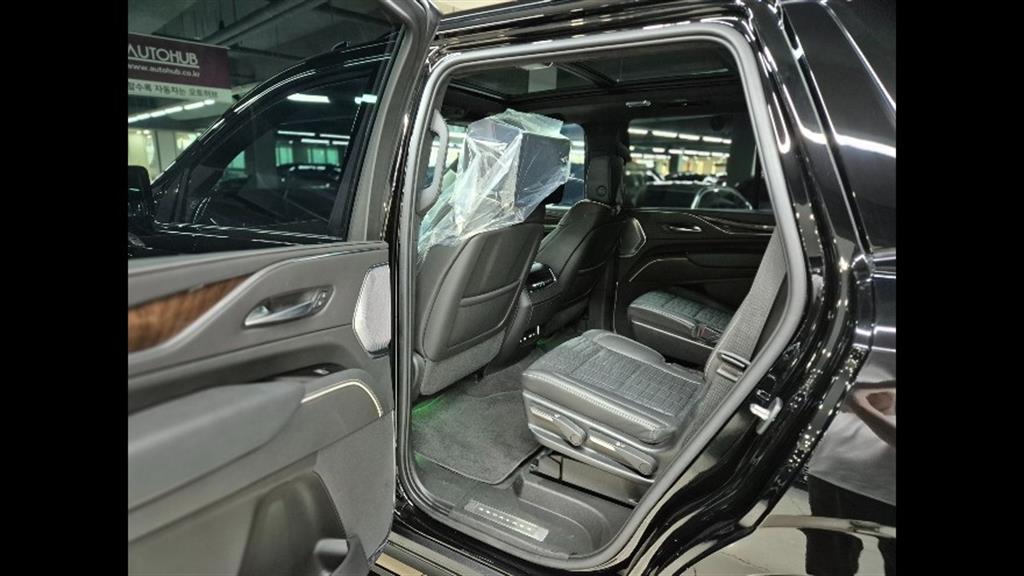 Cadillac Escalade - Vista 9