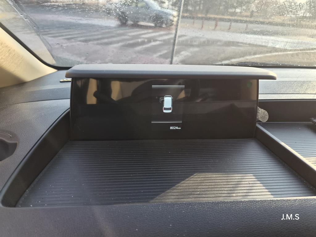 HYUNDAI Staria - Vista 5