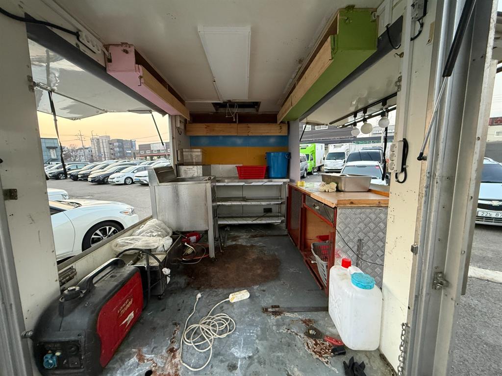 Small Truck Special (sneck/mobile sales) - Vista 9