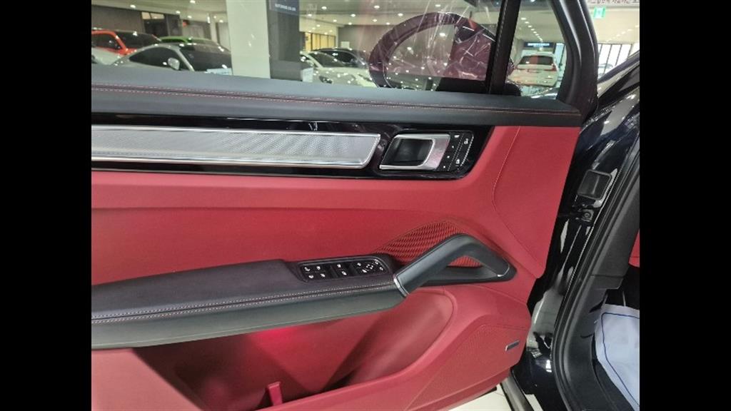 Porsche Cayenne 2023 Azul - Importación desde Corea - HF Imports Iquique - Foto 17