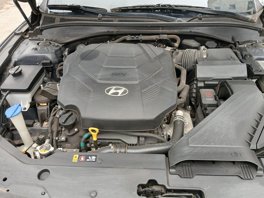 HYUNDAI Grandeur - Vista 5