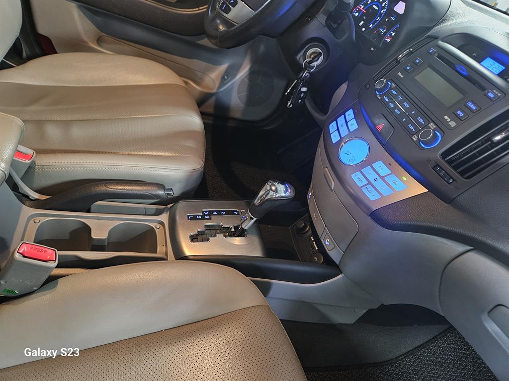 HYUNDAI Avante - Vista 8