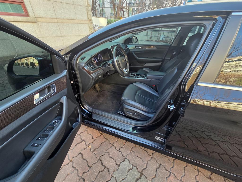 HYUNDAI Sonata - Vista 10