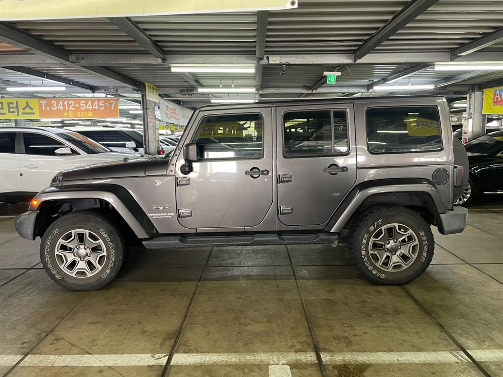 Jeep Wrangler - Vista 4