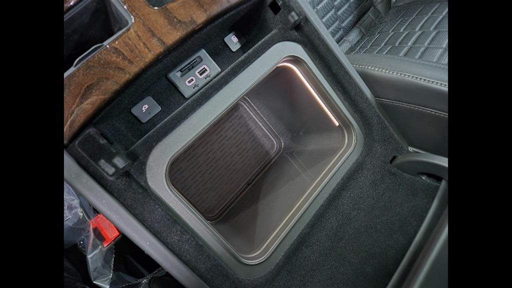 Cadillac Escalade 2022 Negro - Importación desde Corea - HF Imports Iquique - Foto 16