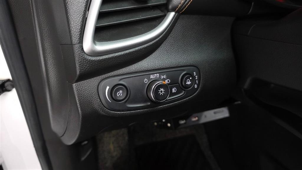 Chevrolet Trax 2017 Blanco - Importación desde Corea - HF Imports Iquique - Foto 17