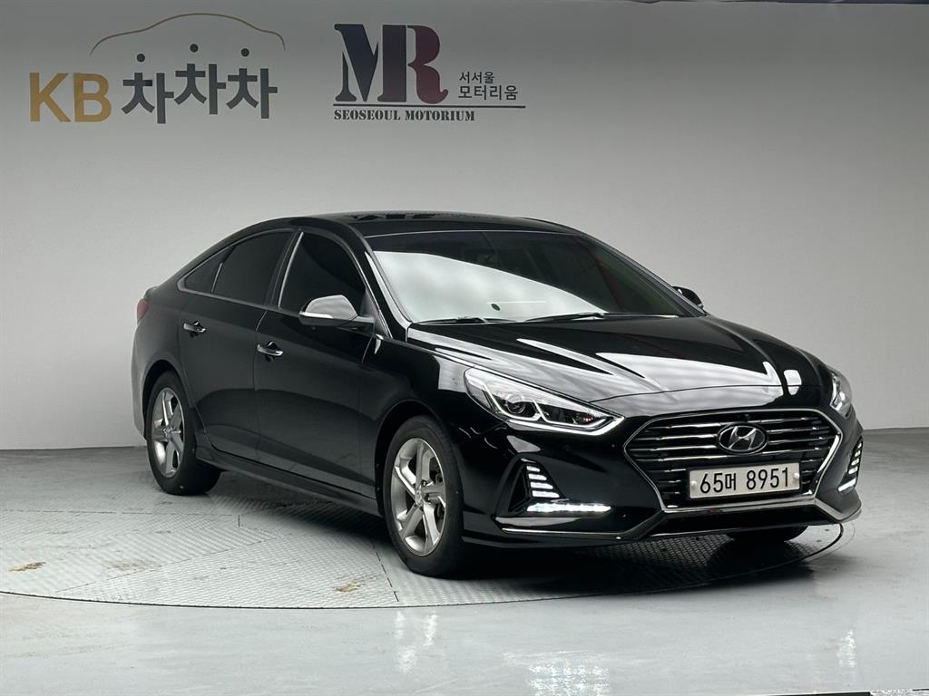 HYUNDAI Sonata - Vista 3