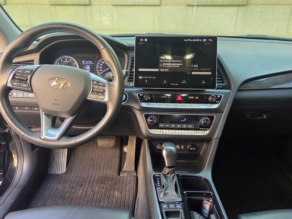 HYUNDAI Sonata - Vista 7