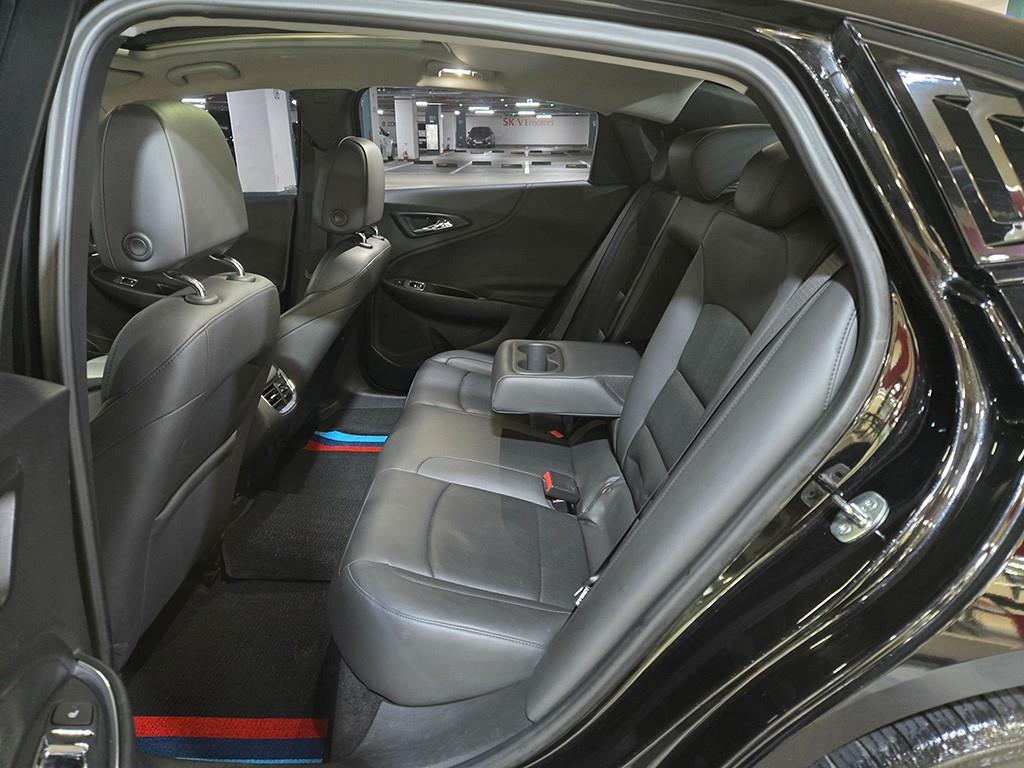 Chevrolet Malibu - Vista 7