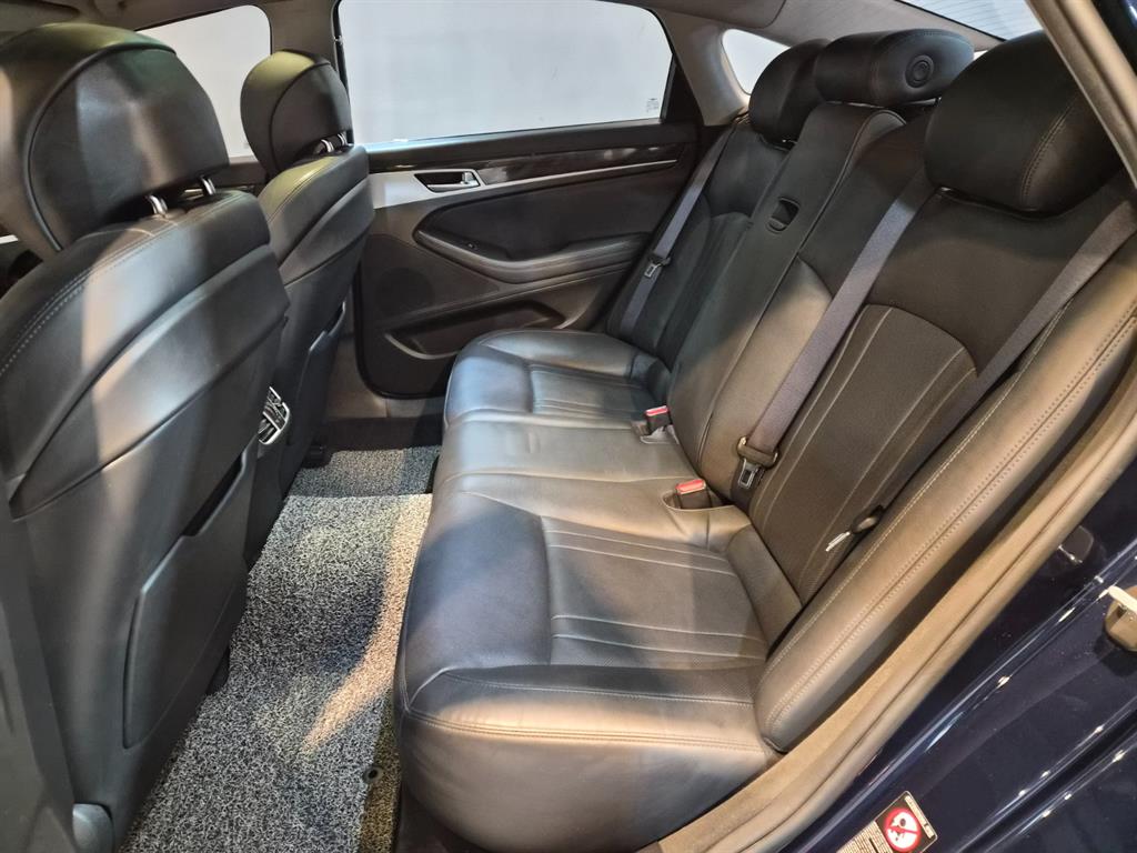 Genesis G80 - Vista 5