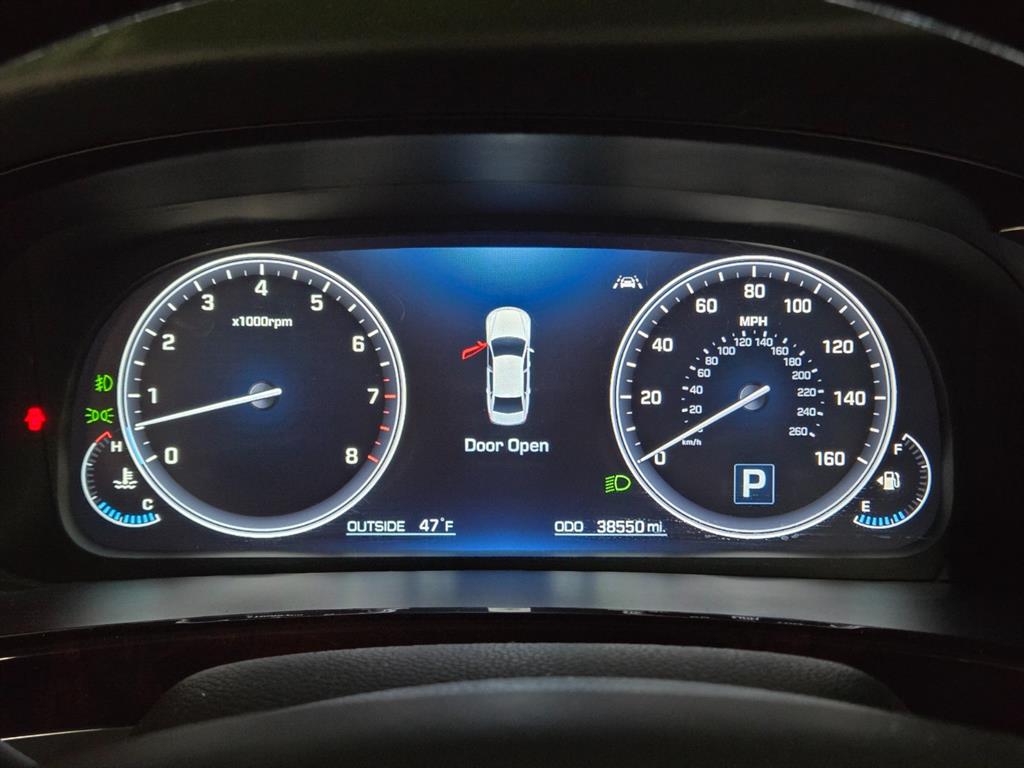 HYUNDAI Equus - Vista 10