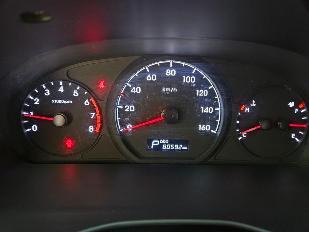 HYUNDAI Starex 2019 Amarillo - Importación desde Corea - HF Imports Iquique - Foto 13