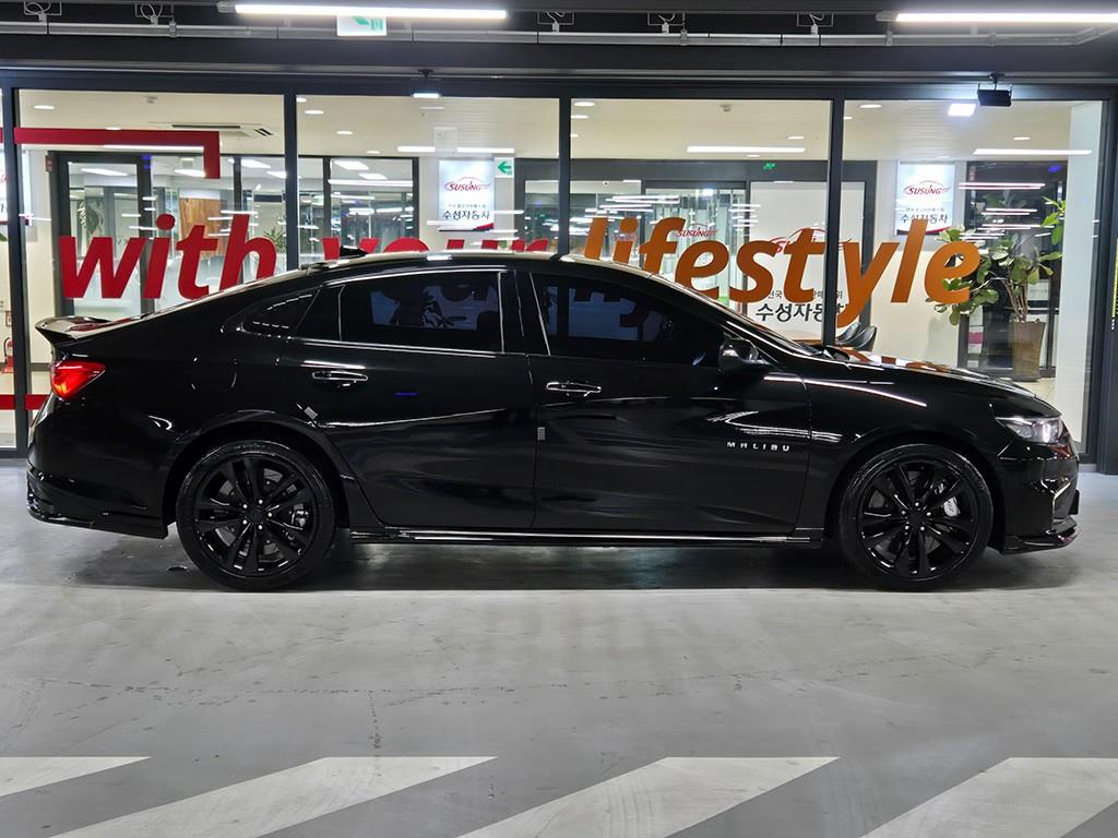 Chevrolet Malibu - Vista 3