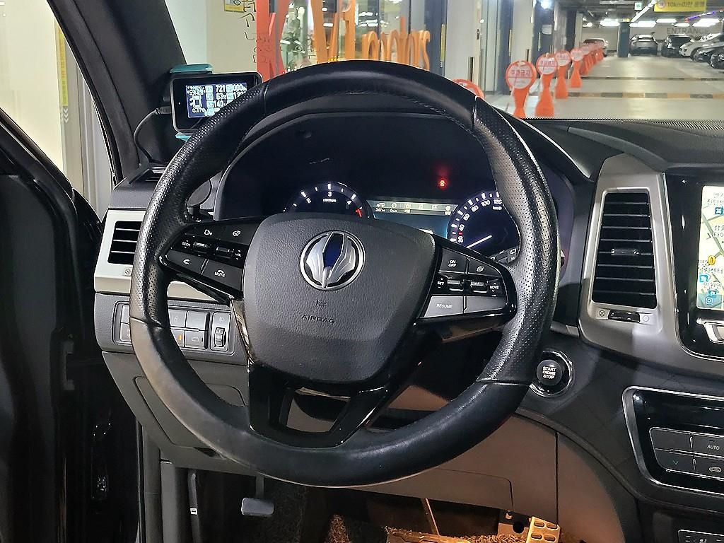 Ssangyong Rexton - Vista 9