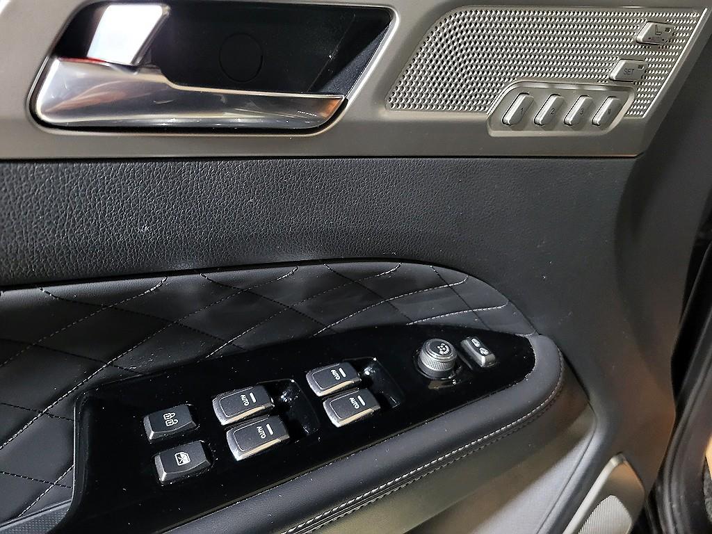 Ssangyong Rexton 2018 Negro - Importación desde Corea - HF Imports Iquique - Foto 13