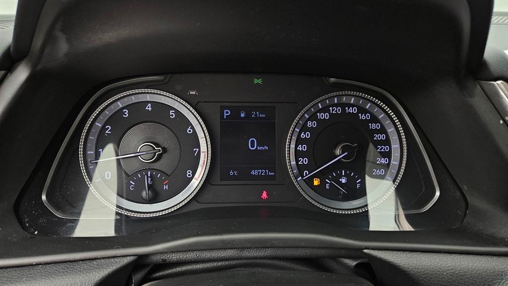 HYUNDAI Sonata - Vista 9