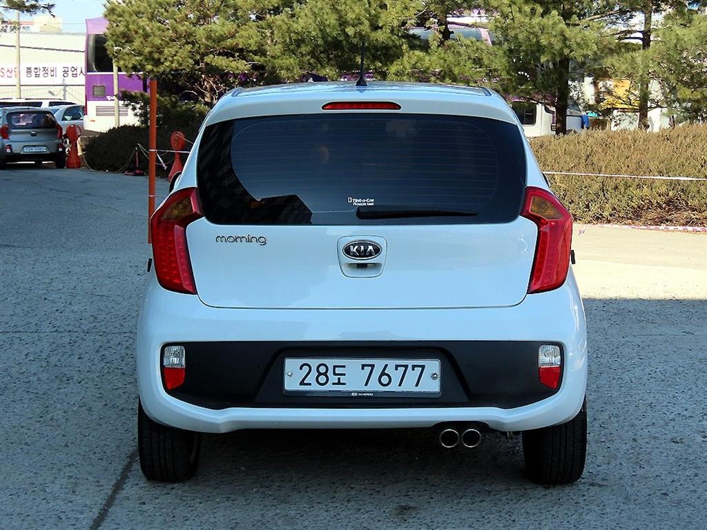 KIA Morning - Vista 4