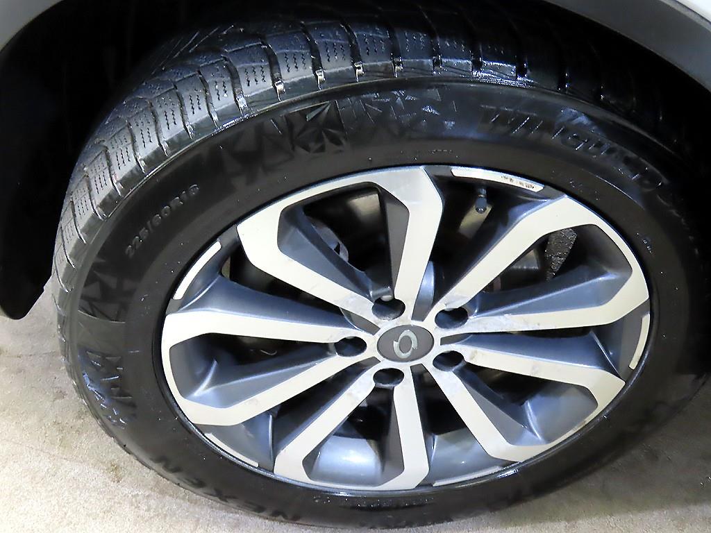 SAMSUNG QM6 2020 Blanco - Importación desde Corea - HF Imports Iquique - Foto 20