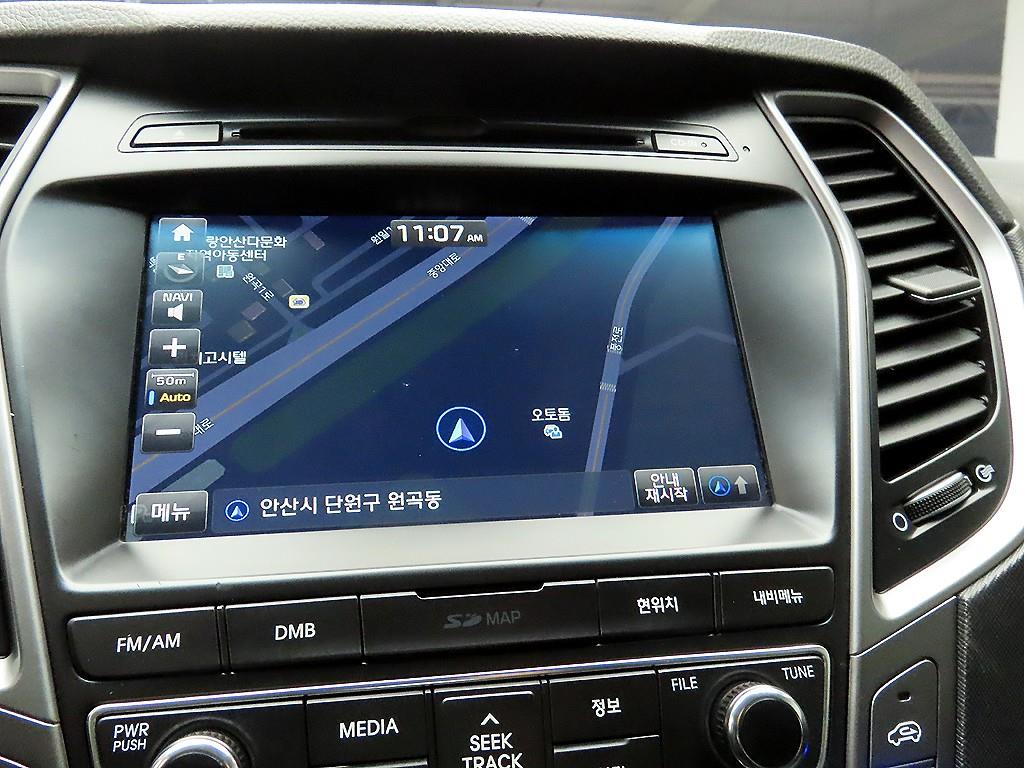 HYUNDAI Maxcruz - Vista 9