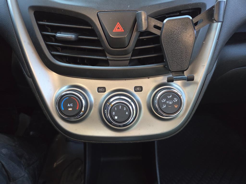 Chevrolet Spark - Vista 12