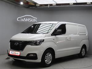 HYUNDAI Starex - Vista 4