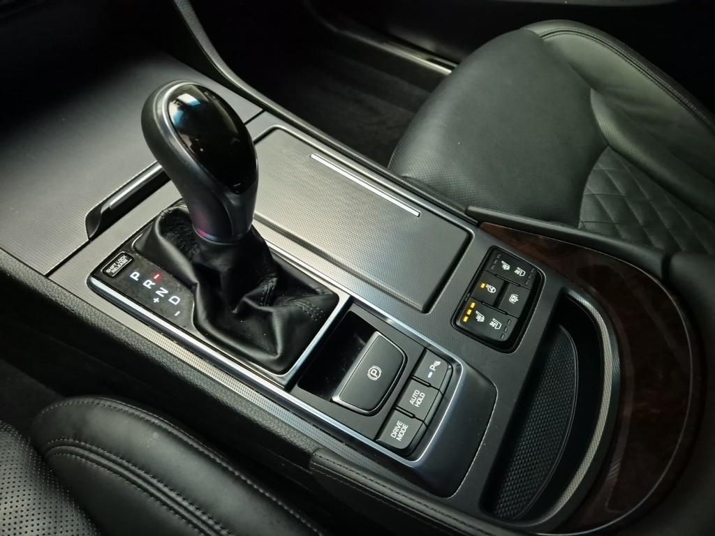 HYUNDAI Aslan - Vista 8