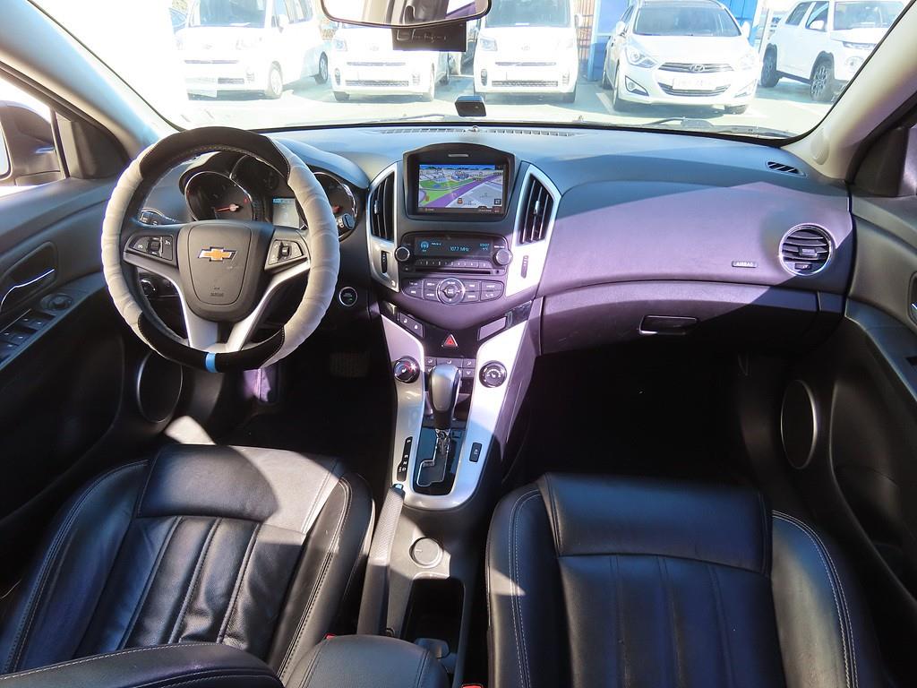 Chevrolet Cruise - Vista 5