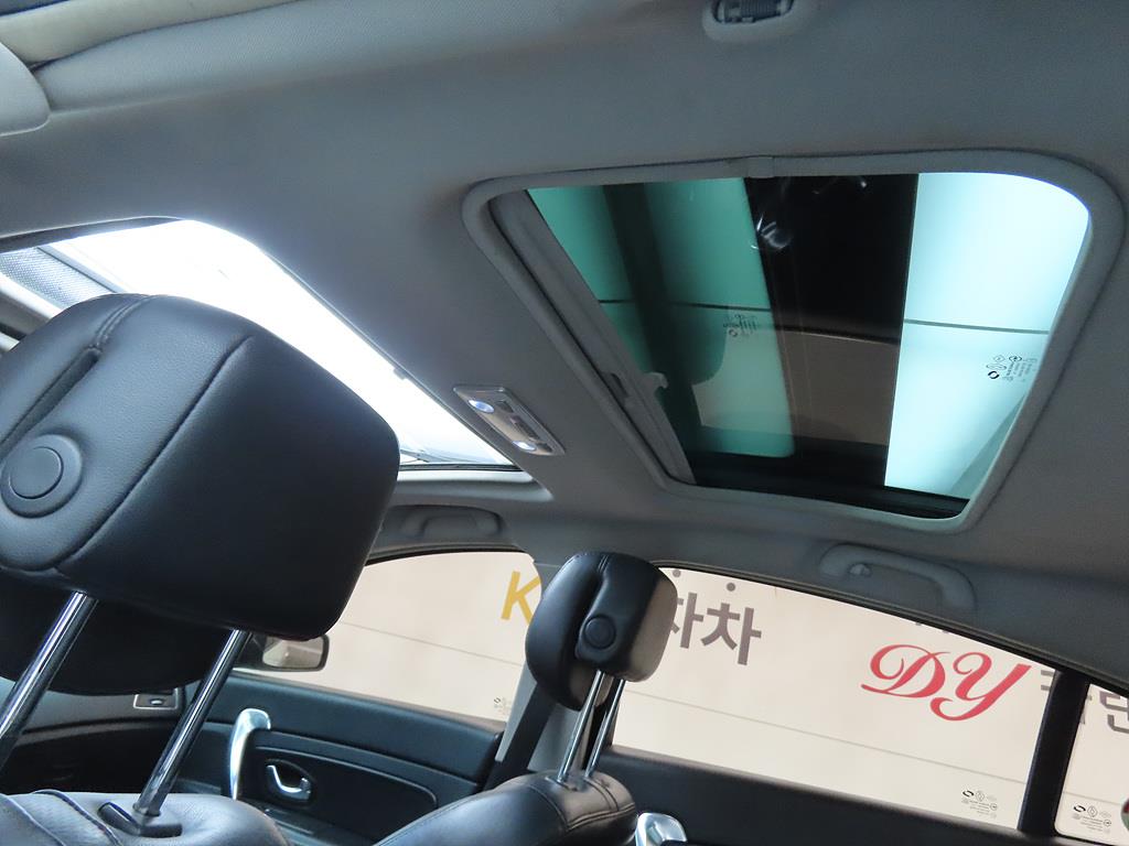 SAMSUNG SM5 2010 Blanco - Importación desde Corea - HF Imports Iquique - Foto 18