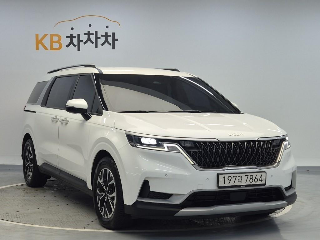 KIA Carnival - Vista 4