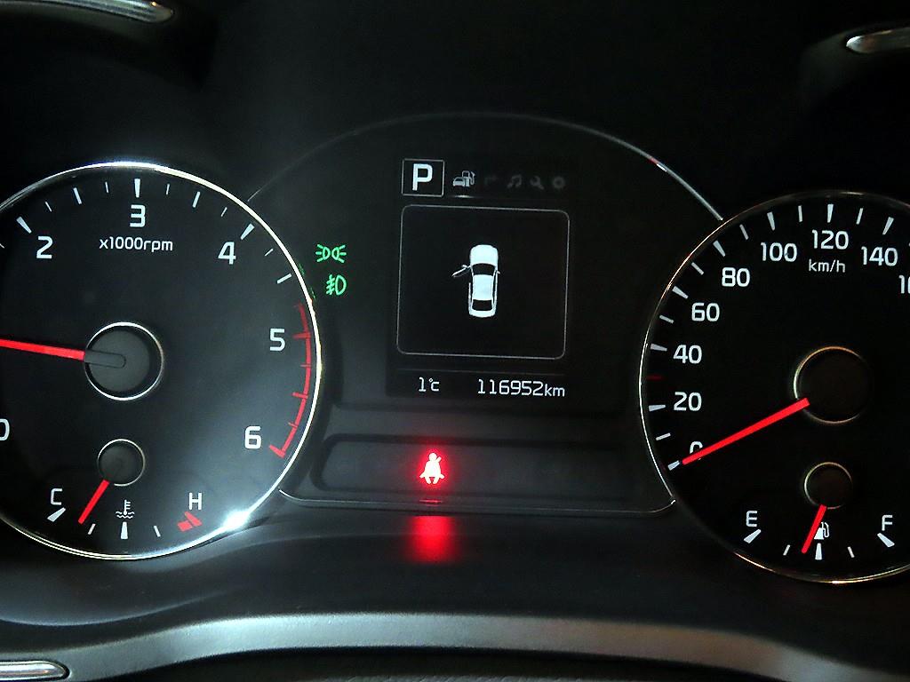 KIA K3 - Vista 9