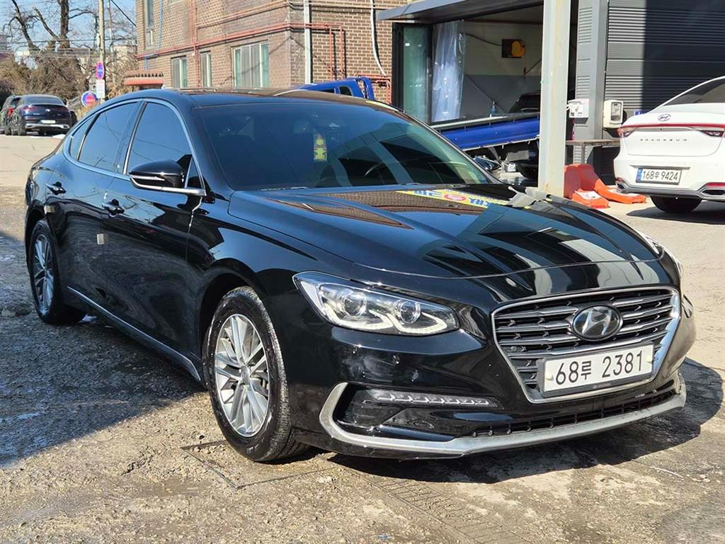 HYUNDAI Grandeur - Vista 2