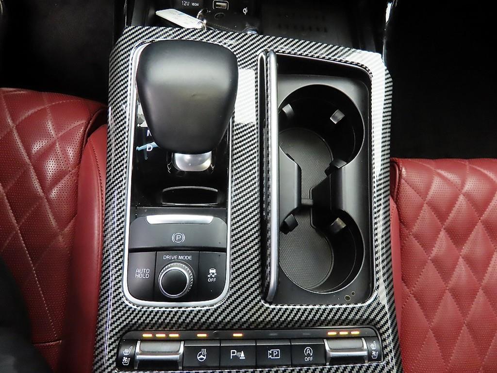 KIA Stinger - Vista 10