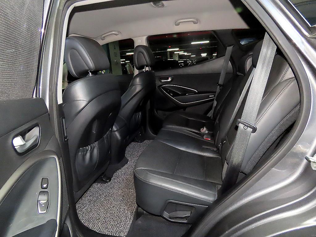 HYUNDAI Santa Fe - Vista 7