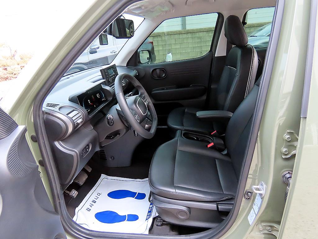 HYUNDAI Casper - Vista 5